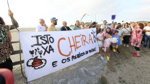 Concentraci�n vecinal el pasado d�a 17 en la laguna.
