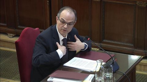 Los catalanes no son ovejas ni gente militarizada. Sean independentistas o no, tienen criterio, asegur Jordi Turull durante su declaracion