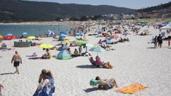 La playa de Laxe, hasta los topes