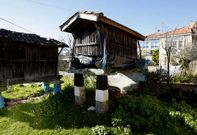 Ourense tiene m�s de 8.000 pueblos. En la imagen, Eira de Mund�n, en Maside.