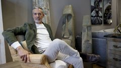 El dise�ador de interiores Javier Corredoira Jack, en su local de la calle Pardo Baz�n de A Coru�a