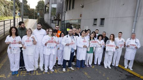 Concentración de personal sanitario del Hospital Montecelo