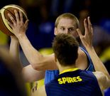 Roeland Schaftenaar, ante Spires en el Palau Blaugrana.