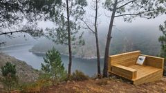 Un aspecto del nuevo mirador de Tragariza, construido en un paraje del valle del Miño