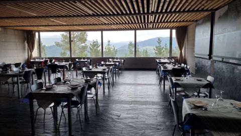 Restaurante Folgueir�u, en Illano