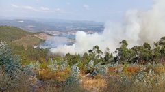 Incendio forestal en Santa Cristina de Cobres, en Vilaboa