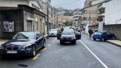 Colisi�n m�ltiple en la avenida de A Barca donde un conductor dio positivo en al alcoholemia