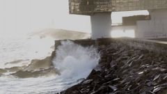 Temporal en el dique de Abrigo