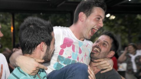 CLUB DE F�TBOL NOIA CELEBRA EL ASCENSO A TERCERA DIVISI�N 