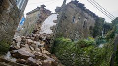 As� ha quedado la antigua iglesia de San Pedro de Muros tras el derrumbe