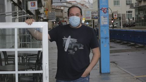 Javier, de la jamoner�a La Marina, situada en el coraz�n de la zona afectada por el nuevo plan, no duda en que �va a quedar bonito� pero mantiene recelos sobre sus efectos en la movilidad, �el exceso de hormig�n� o la actividad de los negocios.