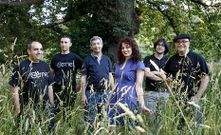 Los integrantes de The Cerne, Fran M�ndez, Joaqu�n Su�rez, Manuel Varela, Bel�n Rey, Roberto Pose y Guillermo Mato.