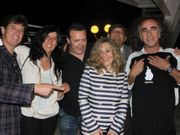 Javier Ojeda, con Mar�a Monson�s y Teo Cardalda en otro crucero.