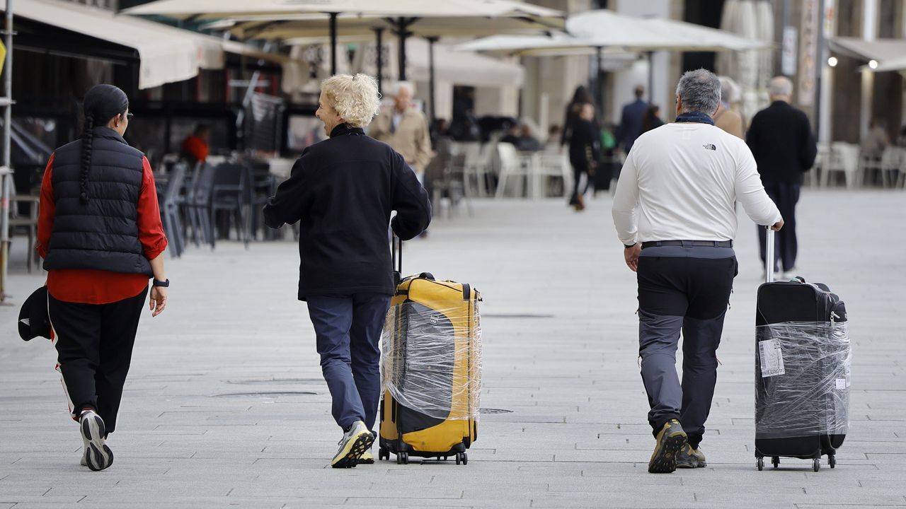 La ordenanza de viviendas turísticas de A Coruña cerró el doble de las que regularizó