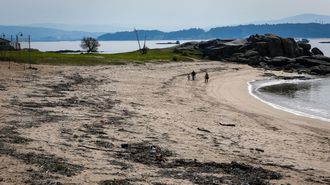 Playa de Cabo, en A Pobra, donde se cree que tuvo lugar la descarga del alijo.
