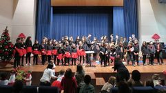 Fotograf�a de archivo de una actuaci�n de alumnos de la escuela de m�sica de Sober en un festival navide�o
