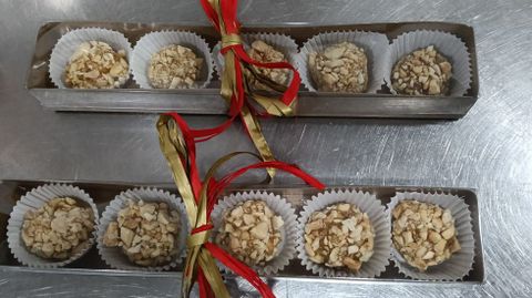 Onde Keiras ofrece sus bombones salados premiados no solo en formato individual para degustarlos en el restaurante, tambi�n ha creado unas cajitas de 5 y 12 unidades para llevar, aprovechando las fechas festivas.