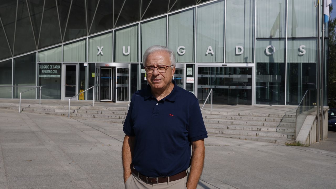 Se jubila tras cuatro décadas como letrado de la administración de justicia: «En el mundo laboralista, Ourense cuenta con grandes profesionales»