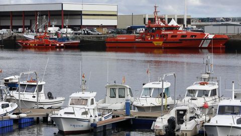 Vista del puerto de Burela