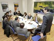 <span lang= es-es >La �ltima reuni�n</span>. La actual sede del servicio municipal de aguas alberg� el �ltimo consejo de administraci�n de Augarsa en enero, cuando se decidi� la disoluci�n de la compa��a.