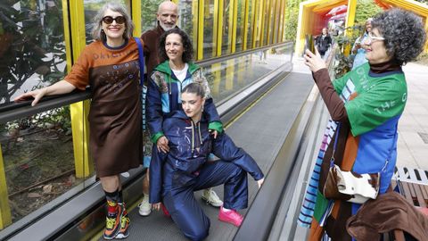 Las rampas de Gran V�a en Vigo lucieron como una pasarela de moda con La Canalla. 