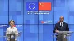 Ursula Von der Leyen y Charles Michel, durante la videoconferencia con los representantes chinos