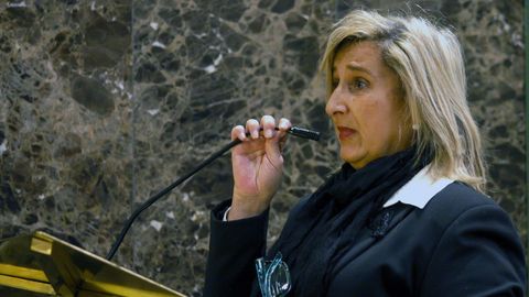 Dora Cienfuegos, hermana del director de la Semana Internacional de Cine de Valladolid, Jos Luis Cienfuegos, interviene en el homenaje pstumo celebrado este jueves en Oviedo