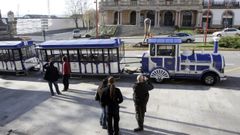 El veh�culo, en foto de archivo, antes de una visita de la ruta de la construcci�n naval