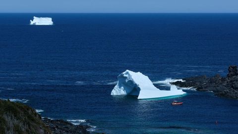 Icebergs frente a la costa de Groenlandia