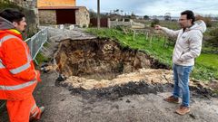 Abal visit&oacute; el viernes las obras de mejora del alcantarillado en&nbsp;Couto de Abaixo