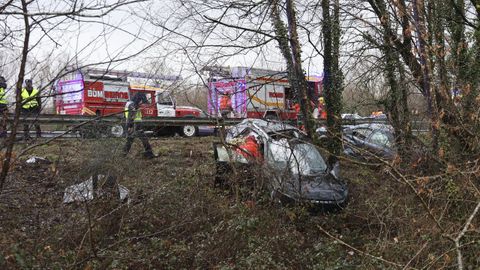 El Omoda que conduc�a el diputado Roberto Rodr�guez y en el que viajaba su compa�ero de partido Gonzalo Trenor en el asiento del acompa�ante, termin� fuera de la calzada tras el impacto