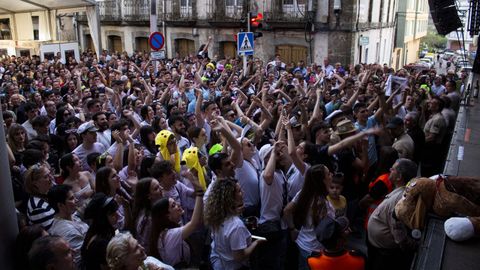 Asistentes al pregón de la Feira do Viño de Quiroga del 2023, a cargo de Carlos Sobera