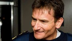 El capit�n del barco, Patrick Marchesseu, atendi� a los visitantes.