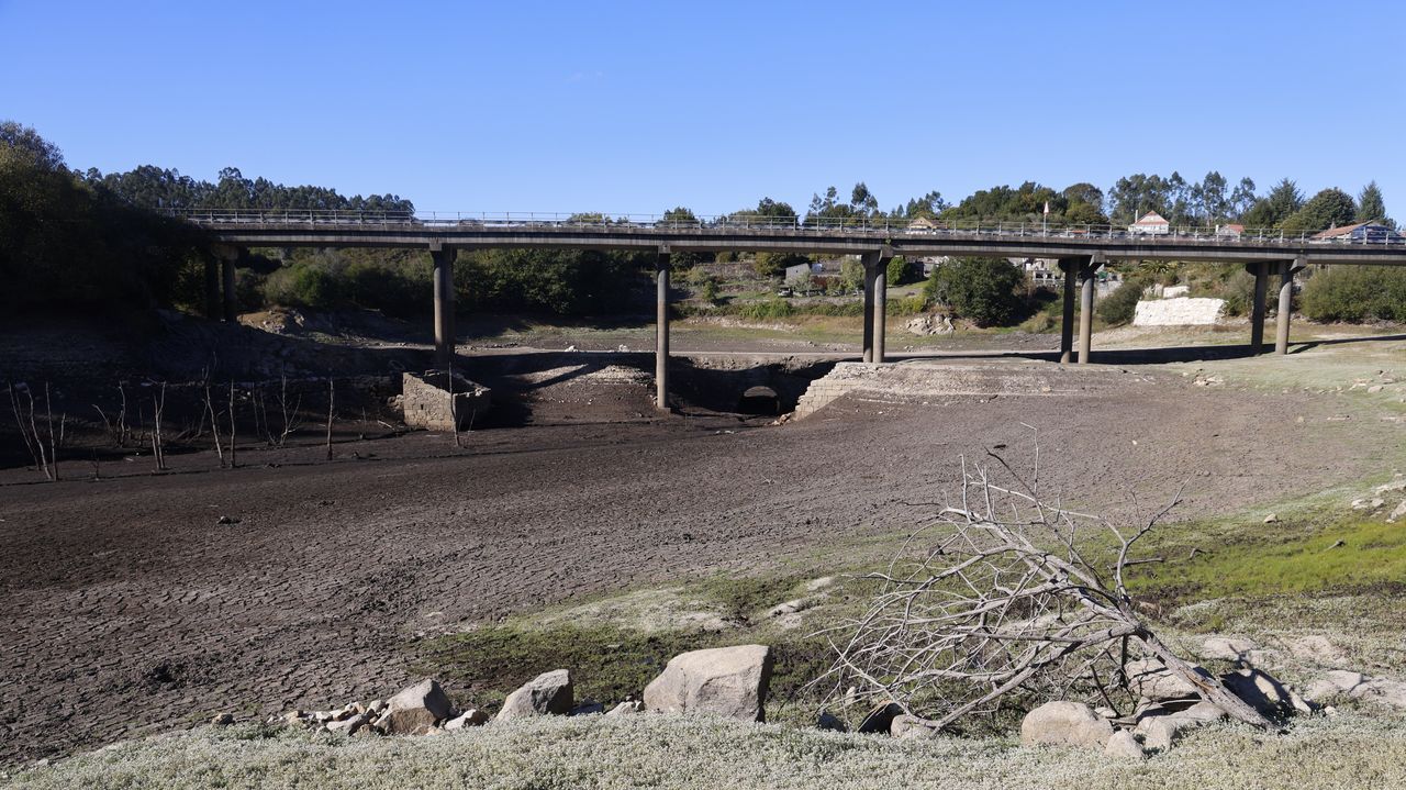 El principal embalse de Vigo está al 36 %, el nivel más bajo de su historia