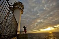 El faro Touri��n es uno de los lugares m�s publicitados en el proyecto del Concello de Mux�a.