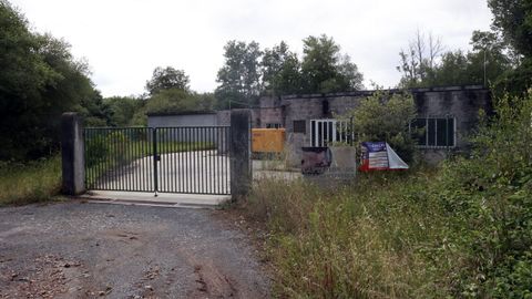 Exterior de la captaci�n de agua de la parroquia de Quintela