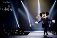 Minnie Mouse desfiló con un diseño de Lanvin.