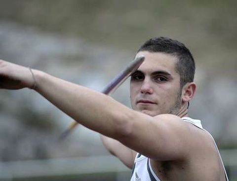 El lucense Manuel Uriz asegur� el oro en su �ltimo lanzamiento en Alcobendas.