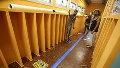 Se�alizaci�n en el colegio de Canido, en Ferrol