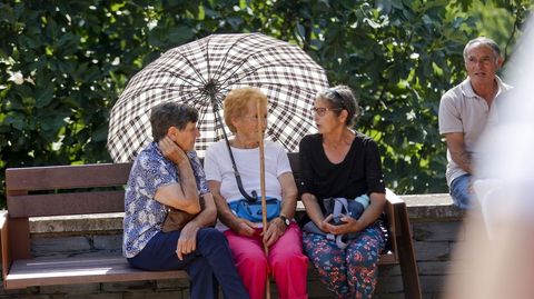 Los vecinos buscaban en O Courel la sombra para aguardar a la reina em�rita