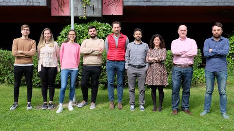 e izquierda a derecha, Luis Quir�s Montes, Alba S�nchez Condado, Marina M. Ramos Mart�n, Ram�n Lecuna Gonz�lez, Joaqu�n Garc�a �lvarez, Vicente del Amo S�nchez, Carmen Concell�n Fern�ndez, Sergio E. Garc�a Garrido y Alejandro Presa Soto