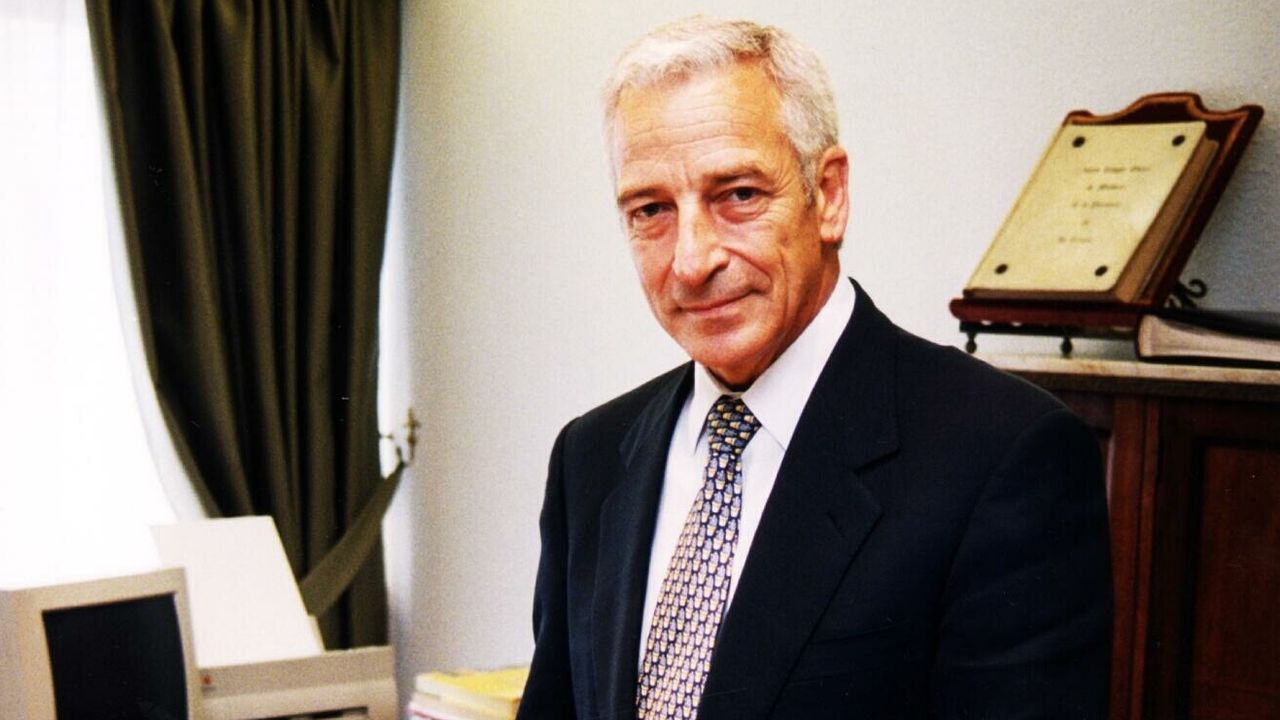 Fallece a los 84 años el traumatólogo Miguel Carrero López, expresidente del Colegio de Médicos de A Coruña