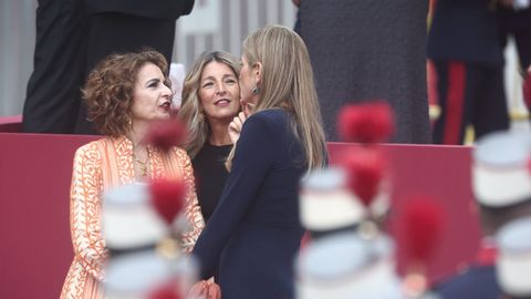 La vicepresidenta y ministra de Hacienda, Mara Jess Montero; la vicepresidenta segunda del Gobierno y ministra de Trabajo, Yolanda Daz; y la vicepresidenta tercera y ministra para la Transicin Ecolgica y Reto Demogrfico,Sara Aagesen