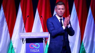 Peter Magyar tras su primer discurso de la campa�a electoral en Budapest