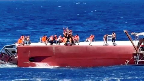 Naufraga en Chipre un barco con 270 pasajeros a bordo