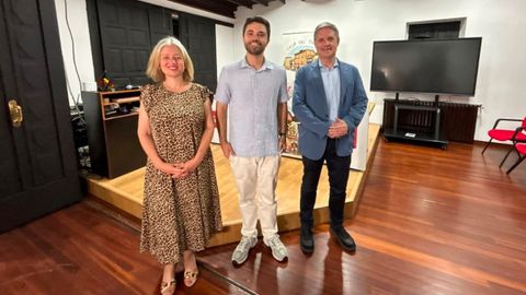 Los tres candidatos a liderar la lista del PSOE a las elecciones municipales, Almudena Cueto S�nchez, Sergio Llera Su�rez y Enrique Rodr�guez Nu�o