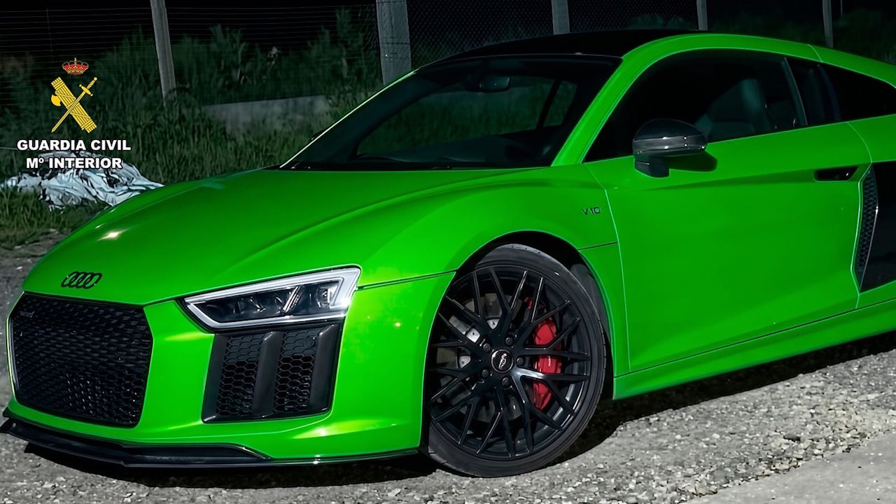 Detenidas 6 personas por el robo de un coche de alta gama en O Pino