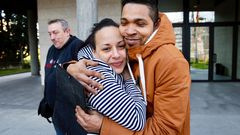 Con tres ni�os y al borde del desahucio en Vigo