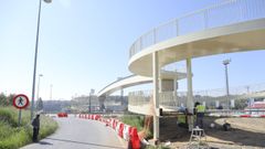 Las obras de instalaci�n de la pasarela concluyeron este lunes, ahora falta la iluminaci�n y la humanizaci�n