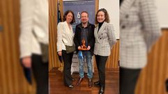 Pilar S�ez, Jos� Castro e Inma Ramos, en el acto de entrega de premios del Registro Nacional de Fracturas de Cadera